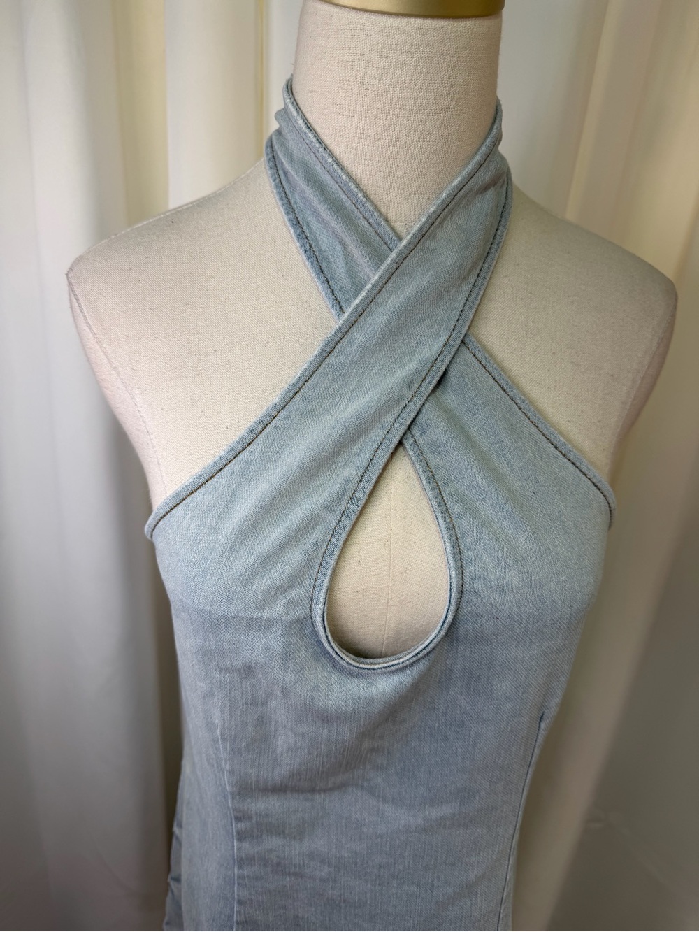 NWT SER.O.YA ‘Hugo’ Denim Halter Crossover Mini Dress in “Coastline” Size Large - Picture 7 of 16